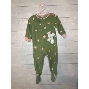 Carter’s toddler girl fleece footed sleeper Size 18 months